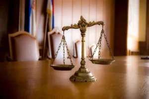 Why Is Hiring a Chapter 7 Bankruptcy Lawyer in Maryland Better Than Filing Alone?