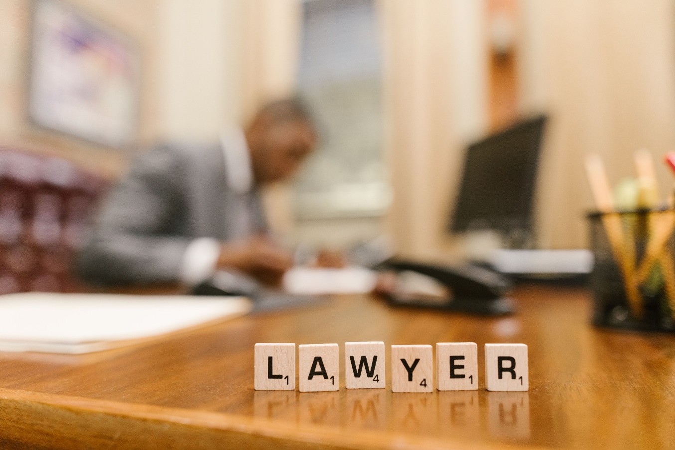 What Are the Key Advantages of Working With a Bankruptcy Attorney in NW DC?